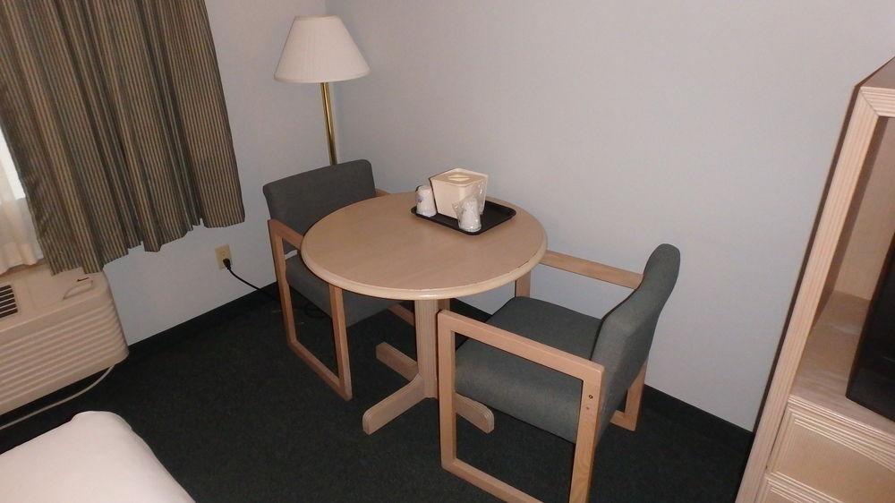 Days Inn By Wyndham Osage Beach Lake Of The Ozarks Exterior foto